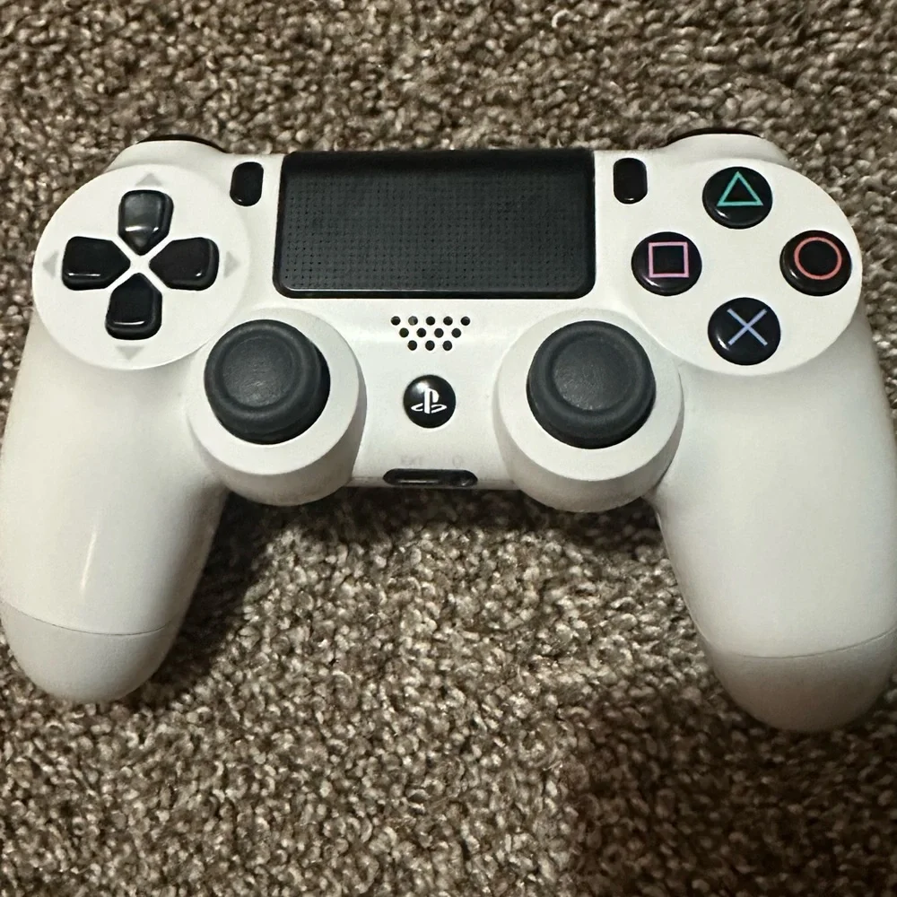 PlayStation 4 controller white